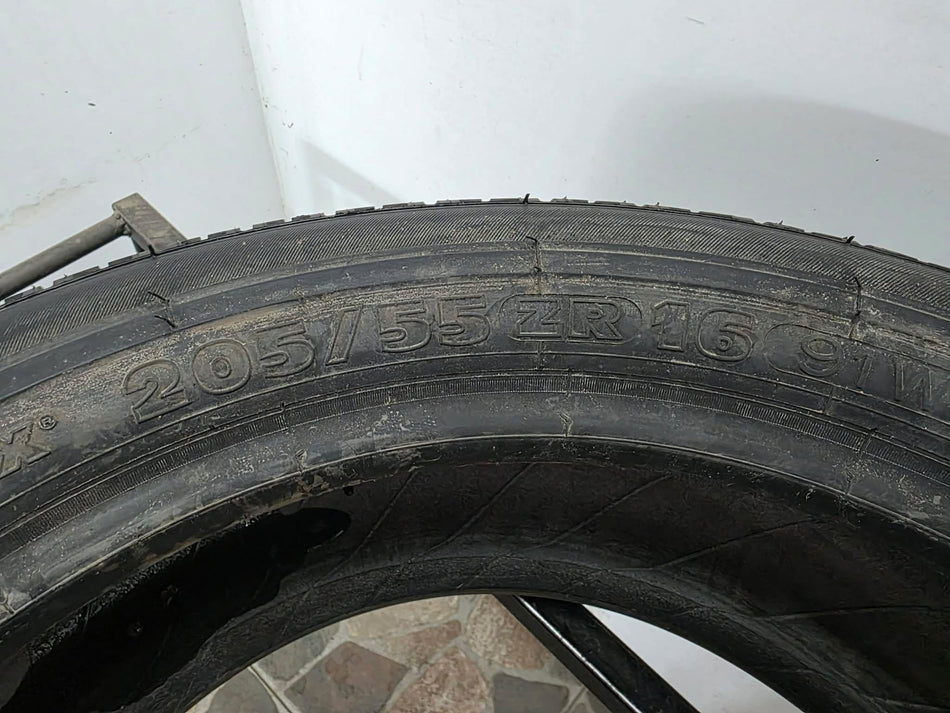 1бр летна гума 205/55/16 MICHELIN L05920