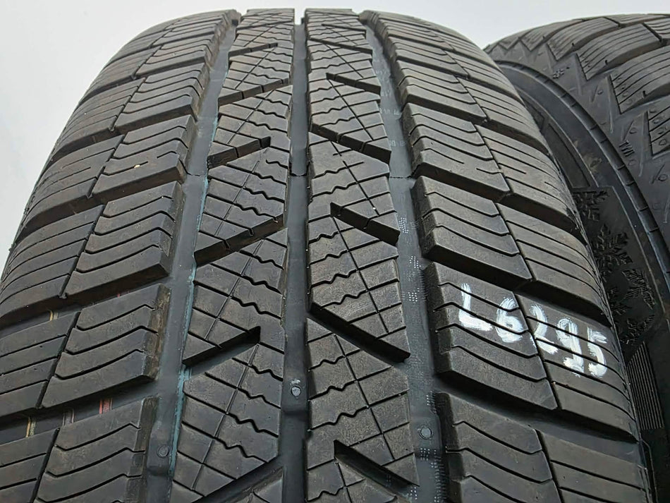 2бр зимни гуми 205/60/15 BARUM L06295
