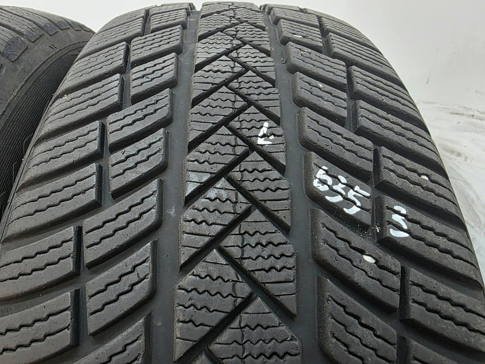 4бр зимни гуми 235/55/19 VREDESTEIN L06353