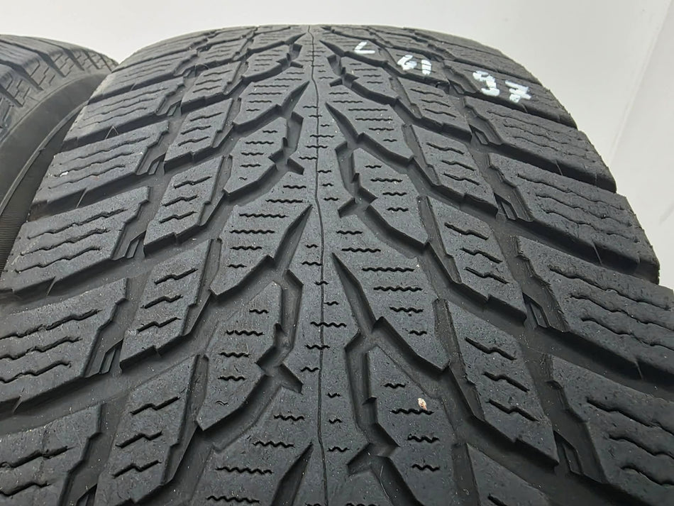 2бр зимни гуми 215/70/16 NOKIAN L06197