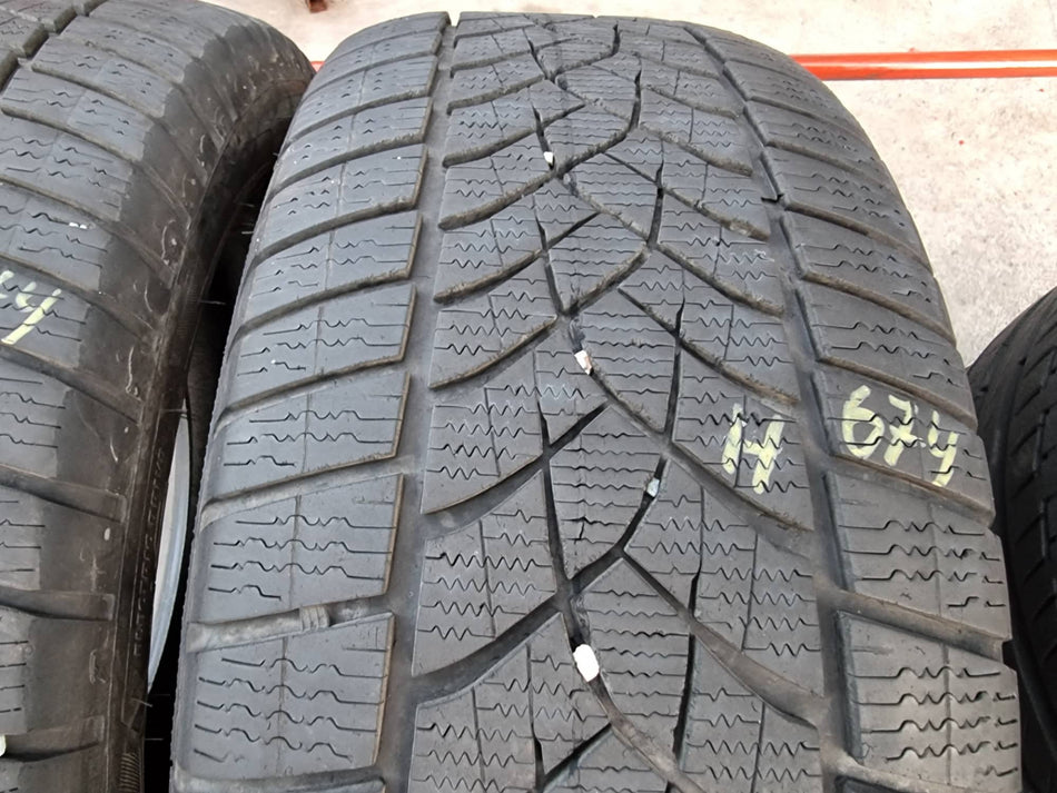 Гуми 245/55/17 GOODYEAR H674