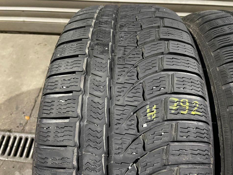 Гуми 235/55/17 NOKIAN H792