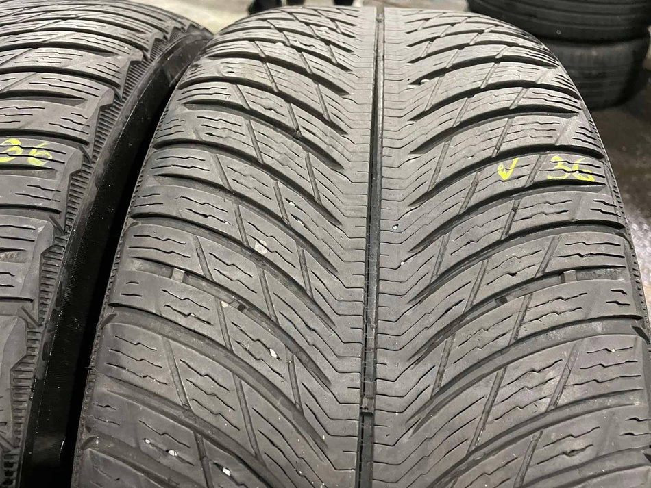 Гуми 235/55/17 MICHELIN V36