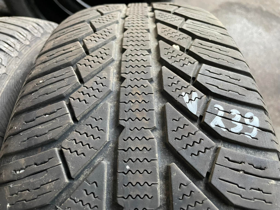 Гуми 195/60/16 Semperit V239