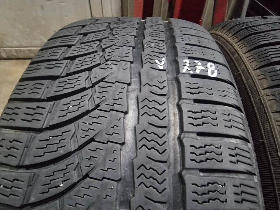 Гуми 225/55/17 Nokian V278