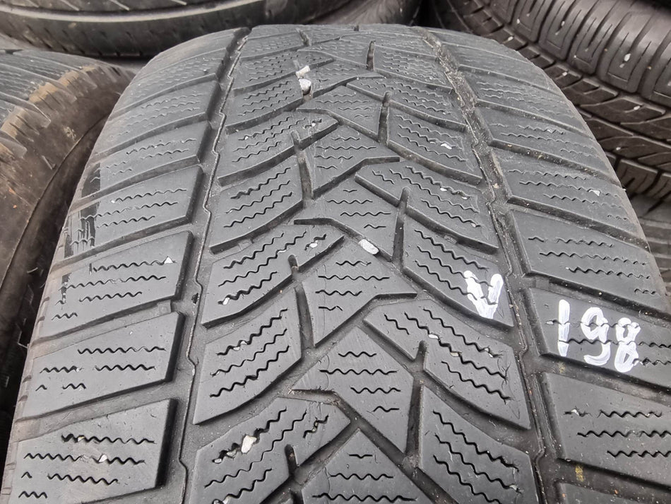 Гуми 205/55/16 Dunlop V298