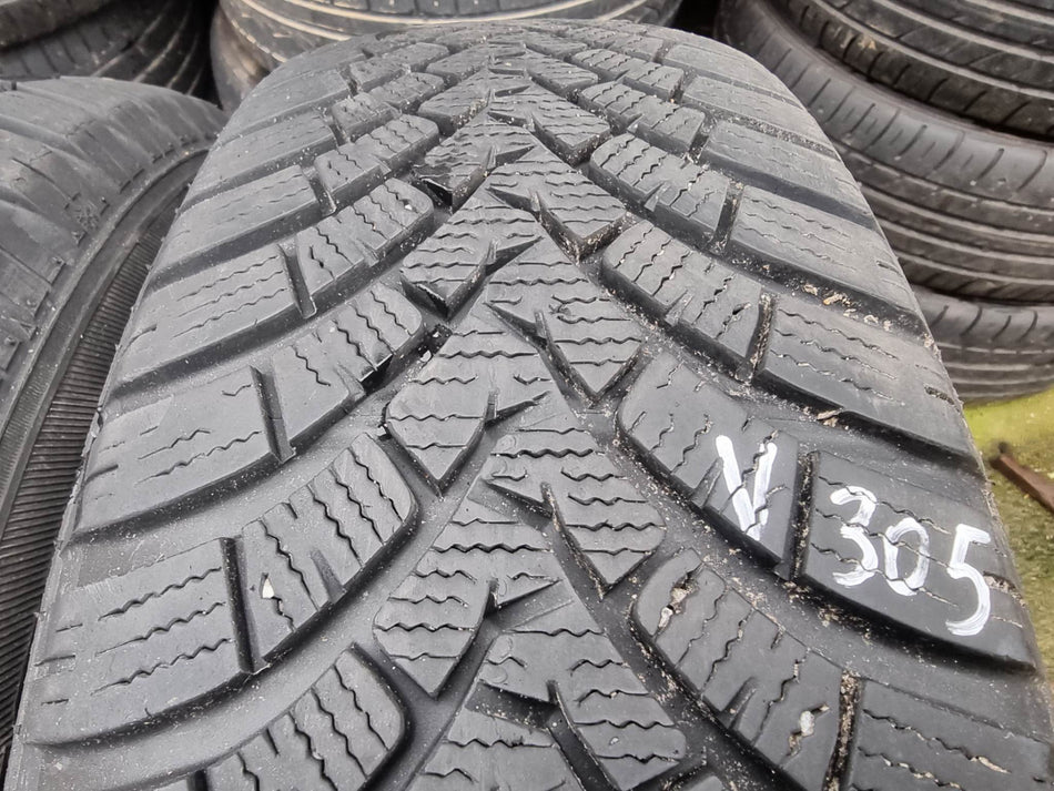 Гуми 215/65/17 Falken V305