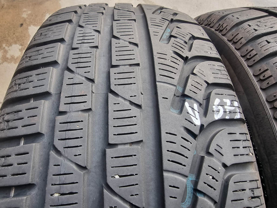 4бр зимни гуми 215/60/17 Pirelli V671