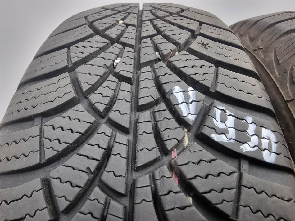 4бр зимни гуми 175/65/15 Goodyear V930