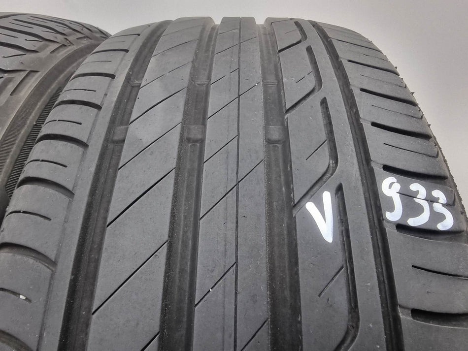 2бр летни гуми 215/50/18 Bridgestone V933