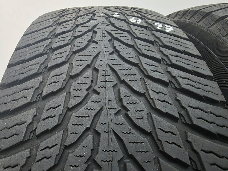 2бр зимни гуми 215/70/16 NOKIAN L06197