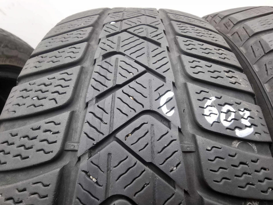 2бр зимни гуми 205/60/16 Pirelli C603