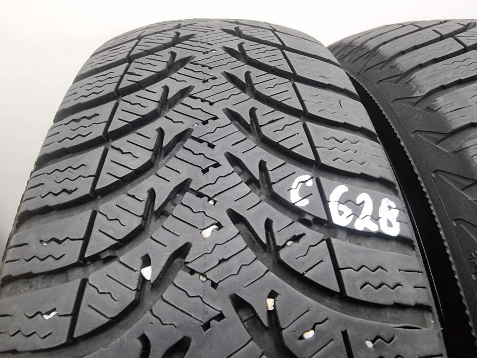 2бр зимни гуми 165/65/15 Michelin C628