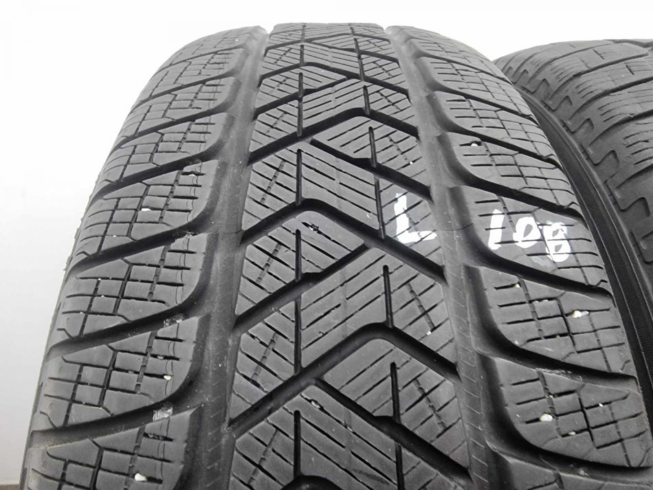 4бр зимни гуми 215/65/17 Pirelli L0108