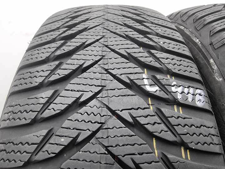 2бр зимни гуми 195/55/16 GOODYEAR L0449