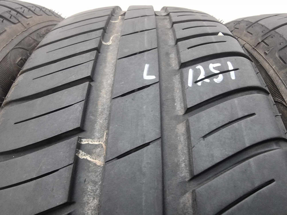 4бр летни гуми 175/60/15 DUNLOP L01251