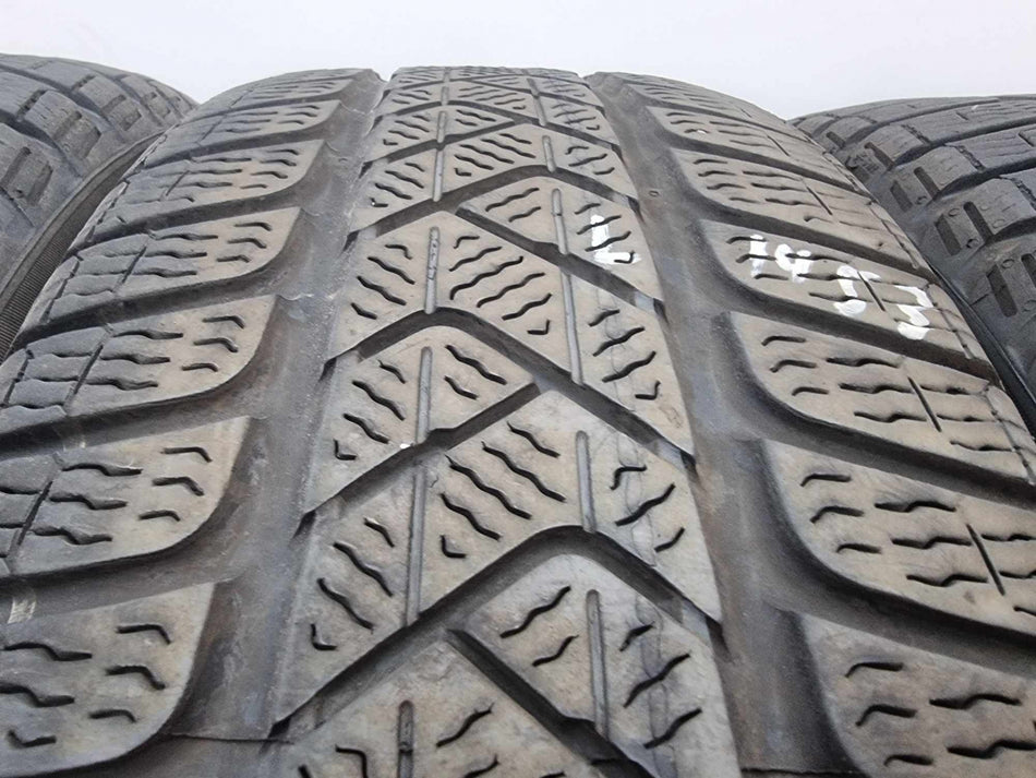 4бр зимни гуми 215/60/16 PIRELLI L01453