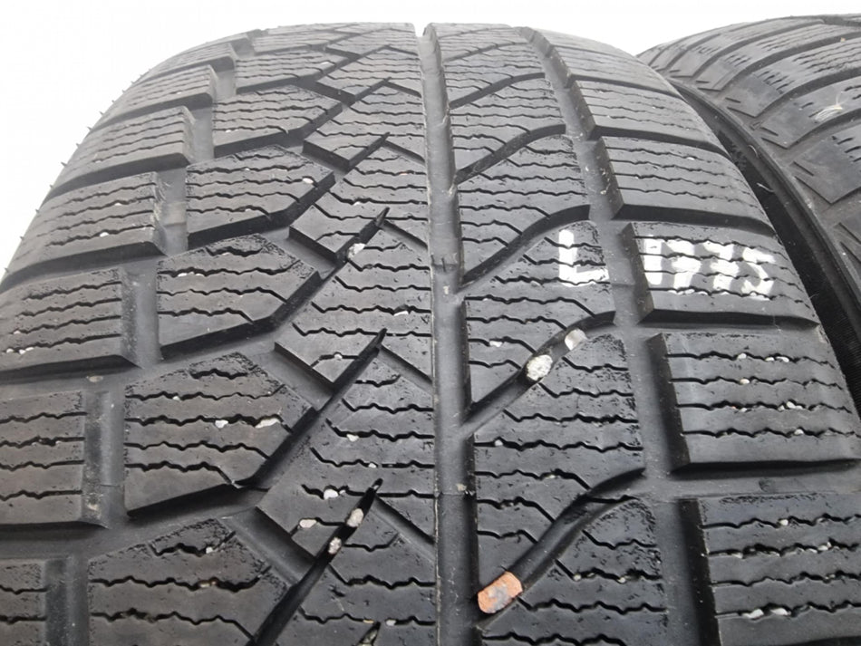 2бр зимни гуми 235/45/19 GOODRIDE L01775