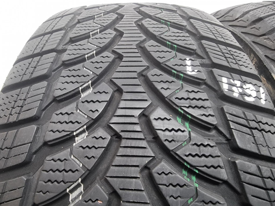 2бр зимни гуми 235/60/17 BRIDGESTONE L01791