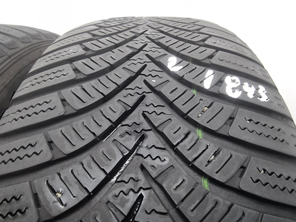 2бр зимни гуми 185/65/15 HANKOOK L01843