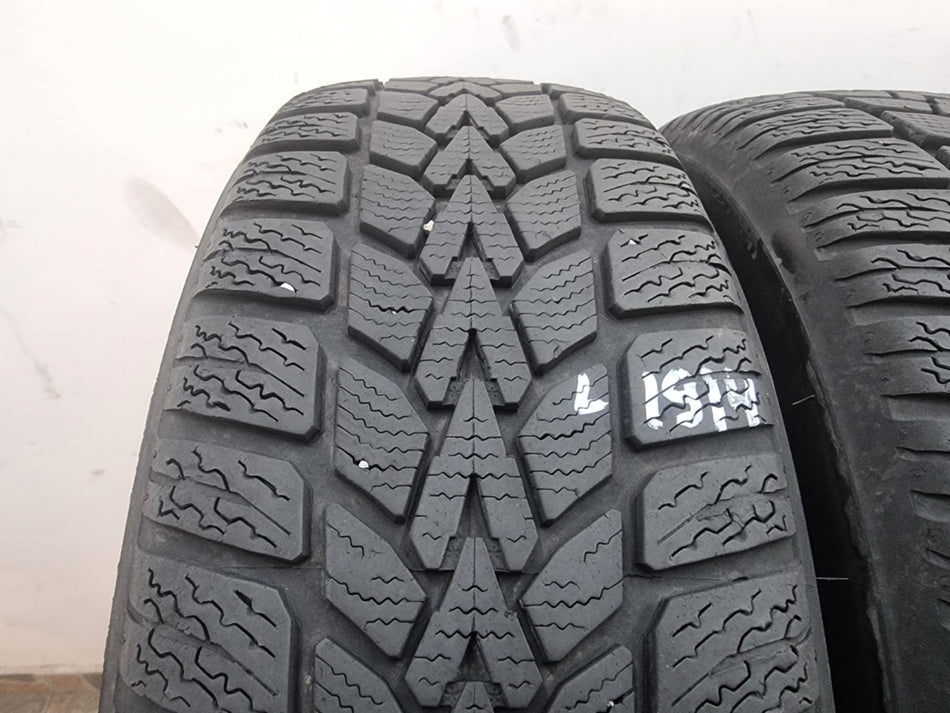 4бр зимни гуми 185/60/15 DUNLOP L01914