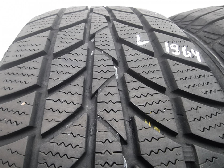 2бр зимни гуми 185/60/14 HANKOOK L01964