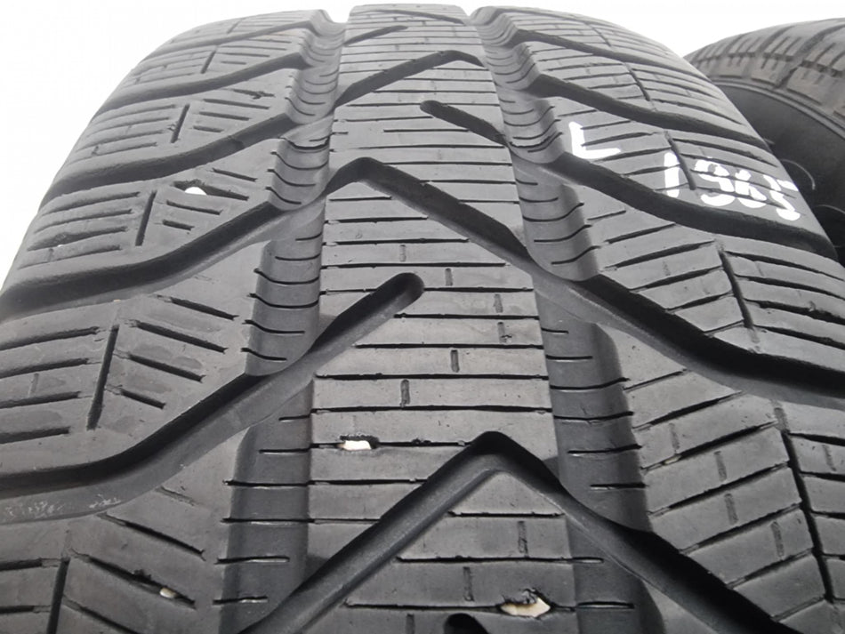 2бр зимни гуми 185/60/14 PIRELLI L01965