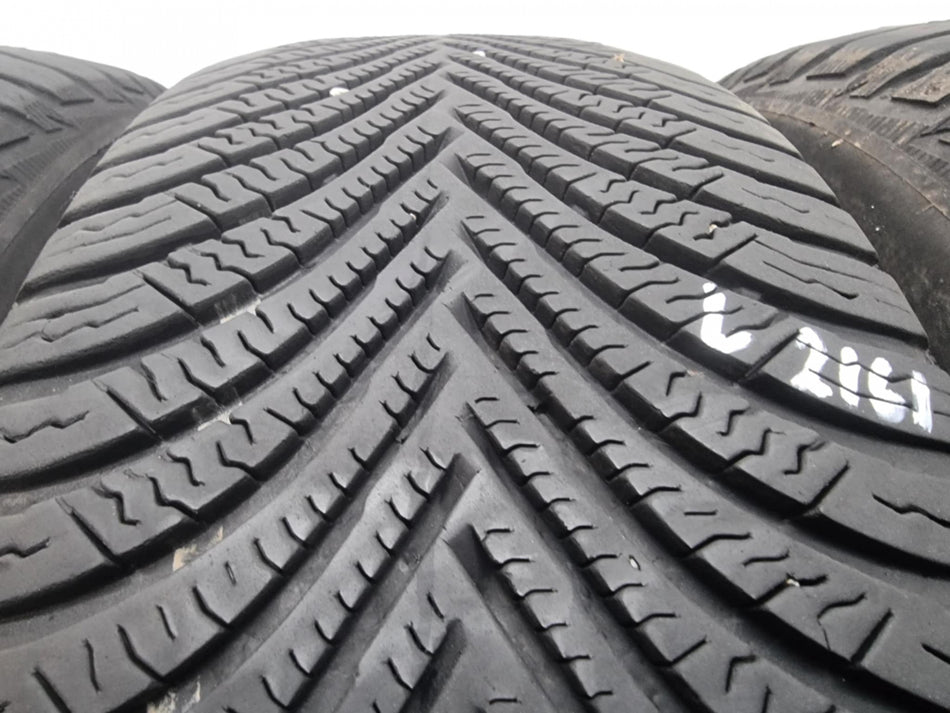 4бр зимни гуми 215/65/17 MICHELIN L02161