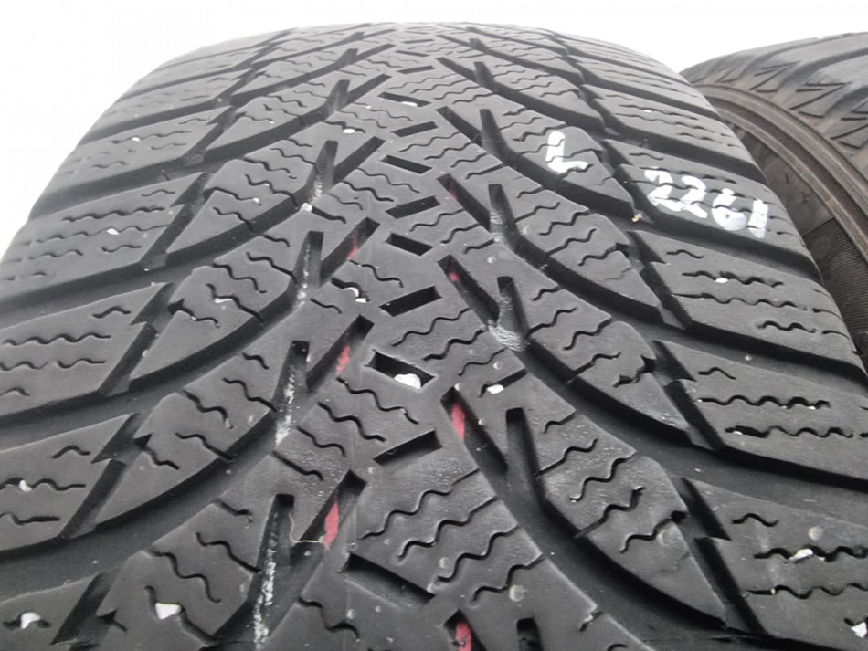2бр зимни гуми 215/60/16 Kumho L02261