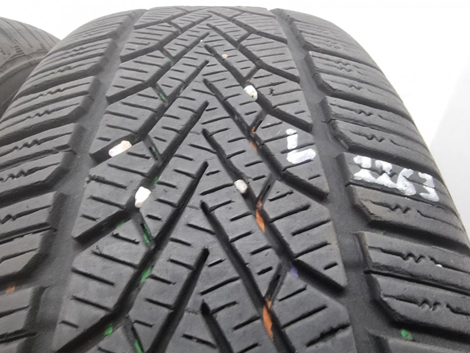 2бр зимни гуми 215/65/16 SEMPERIT L02263