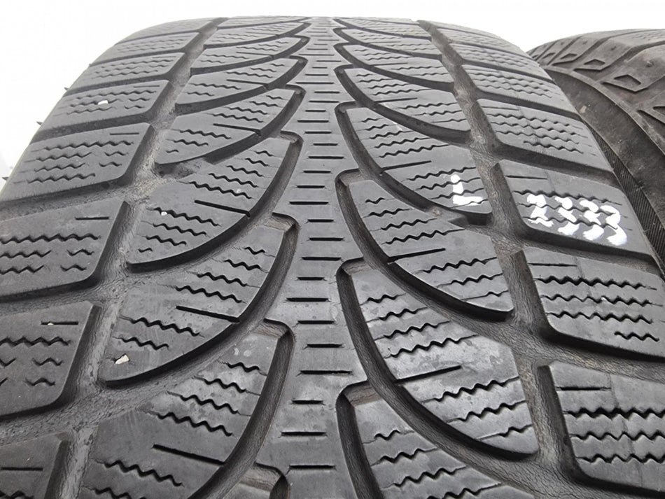 2бр зимни гуми 235/60/18 BRIDGESTONE L02333