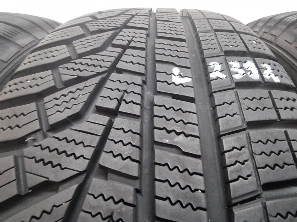 4бр зимни гуми 215/70/16 HANKOOK L02392