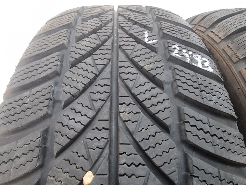 2бр зимни гуми 175/55/15 MAXXIS L02493