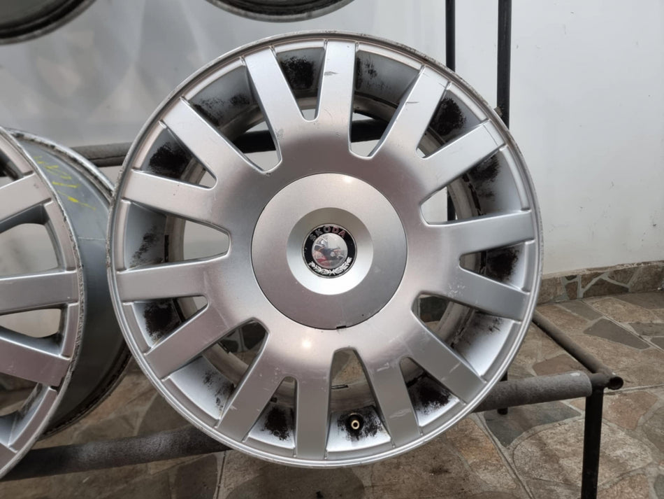 4бр 16ски джанти за Skoda, 5х112мм. A160756