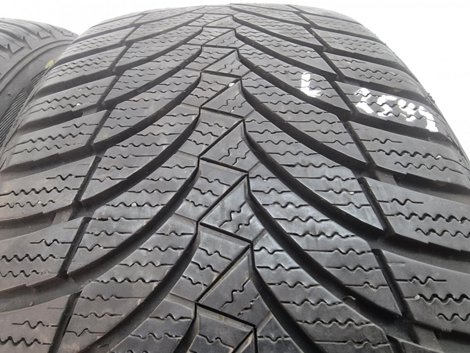 2бр зимни гуми 215/55/16 NEXEN L02544