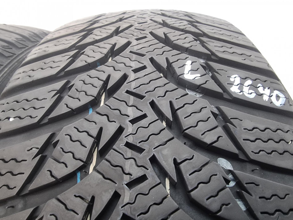 2бр зимни гуми 195/55/16 KUMHO L02640