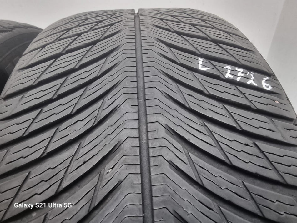 2бр зимни гуми 235/55/17 MICHELIN L02726