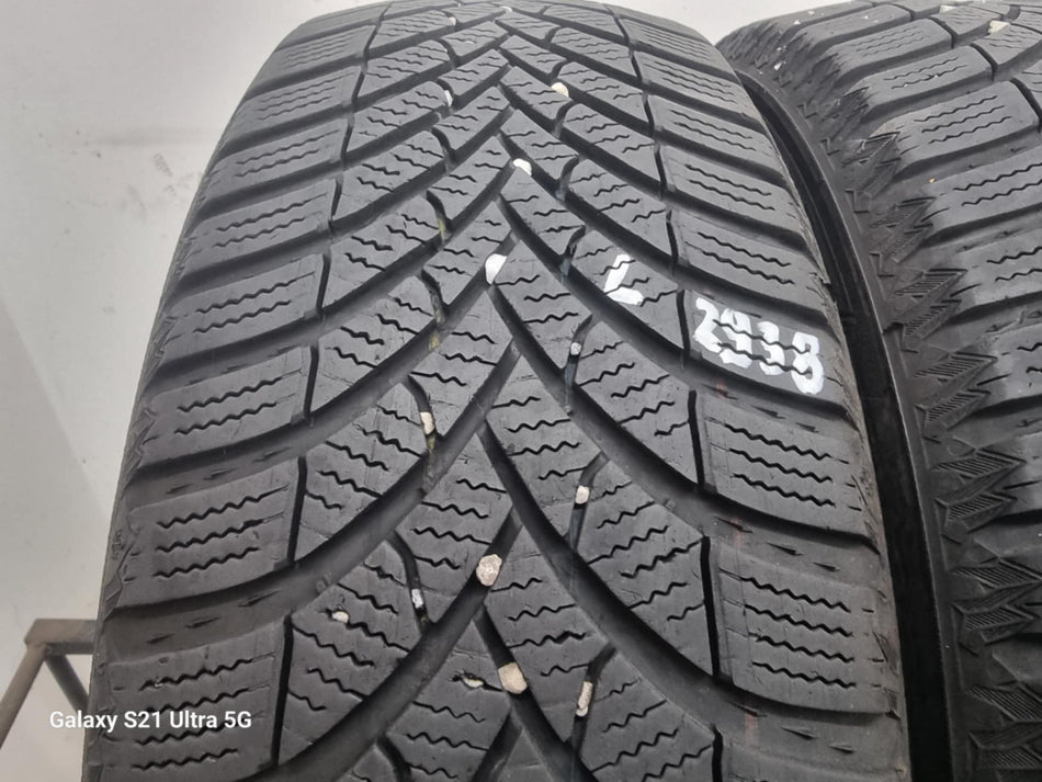 2бр зимни гуми 185/60/15 SEMPERIT L02938