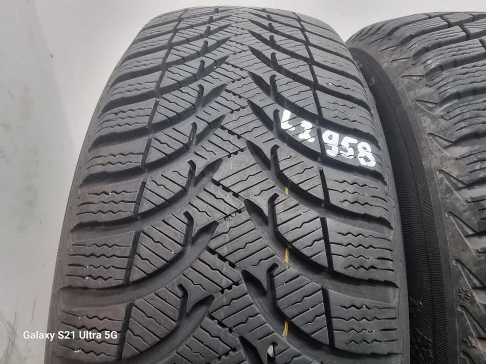 4бр зимни гуми 195/60/15 MICHELIN L02958