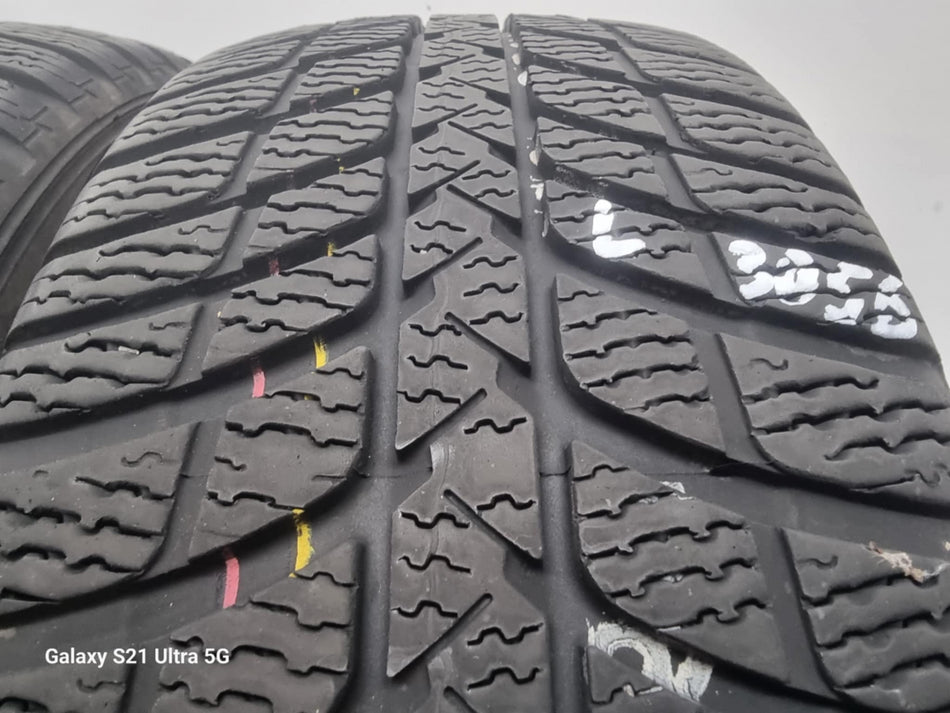 2бр зимни гуми 195/55/16 KUMHO L03056