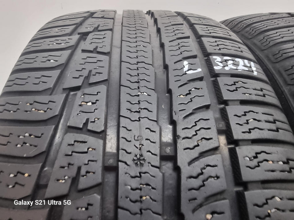 2бр зимни гуми 235/45/17 NOKIAN L03224