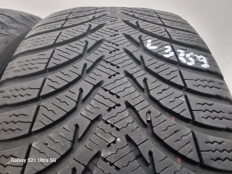 2бр зимни гуми 215/55/16 MICHELIN L03259