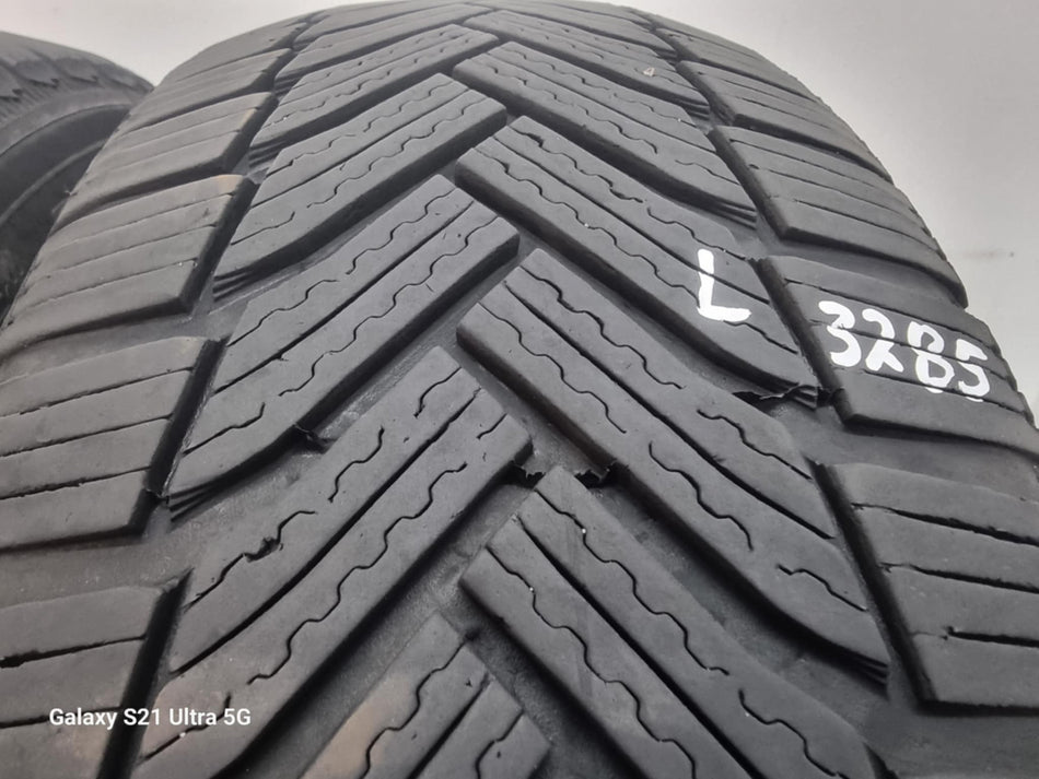 2бр зимни гуми 205/60/16 MICHELIN L03285