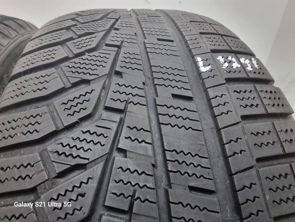 2бр зимни гуми 235/65/17 HANKOOK L03291