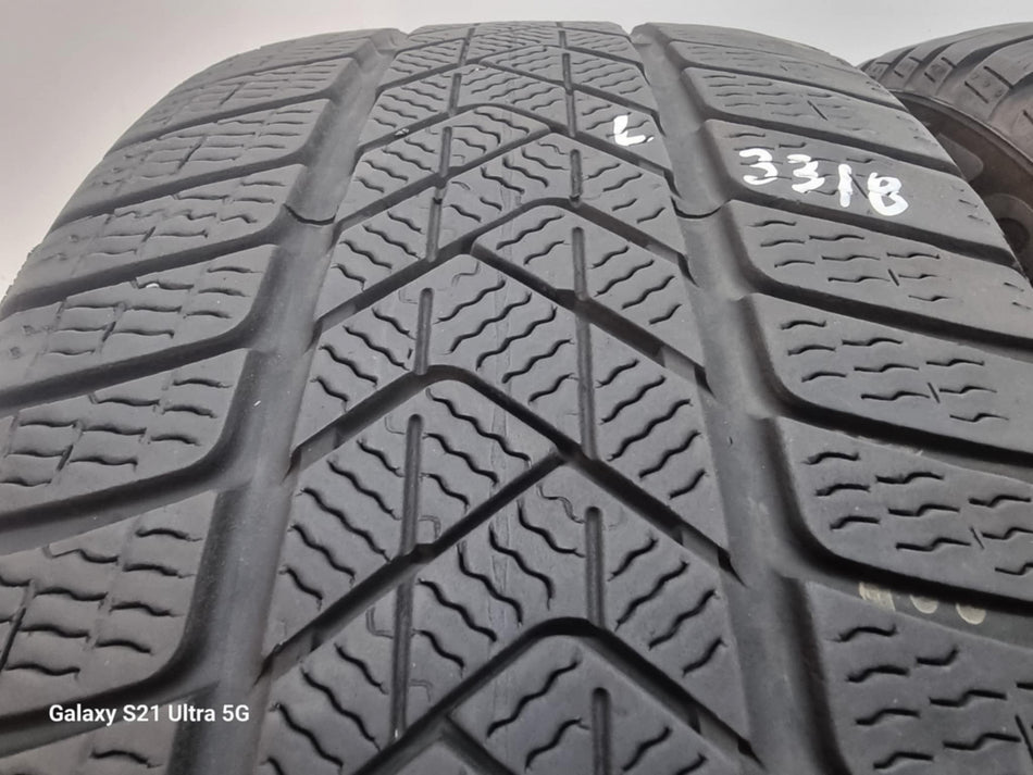 2бр зимни гуми 235/45/18 PIRELLI L03318