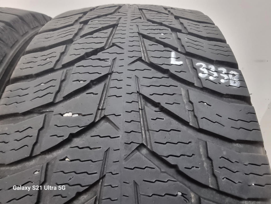 2бр зимни гуми за бус 225/55/17С NOKIAN L03338