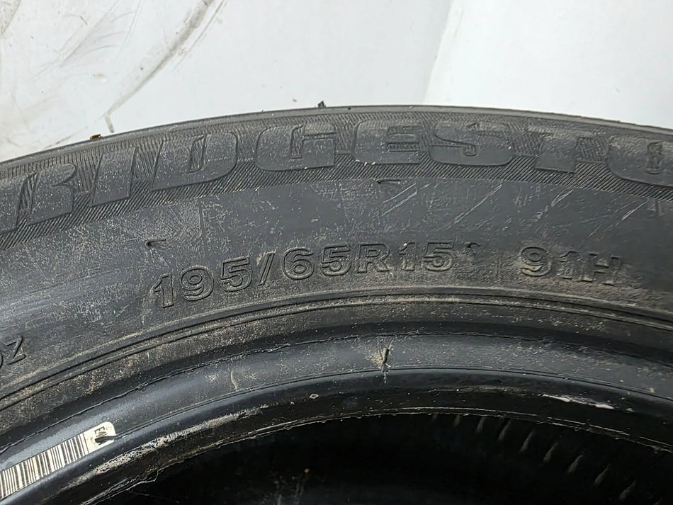 1бр летна гума 195/65/15 BRIDGESTONE L05925