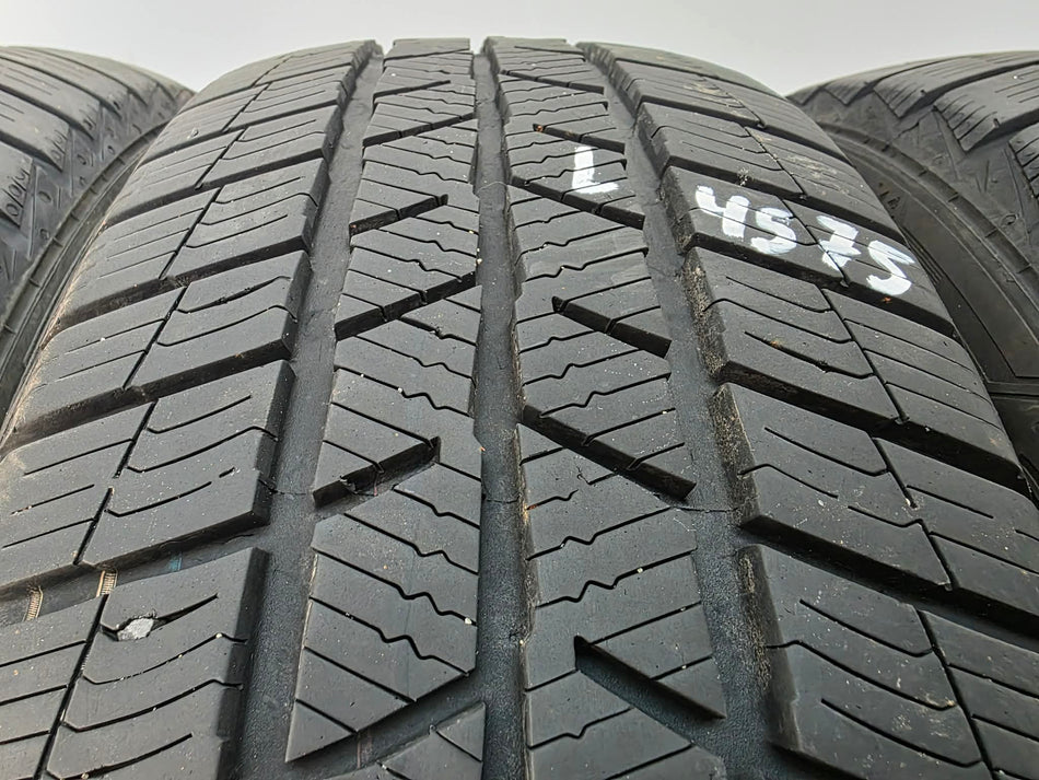 4бр зимни гуми 185/55/15 BARUM L04975