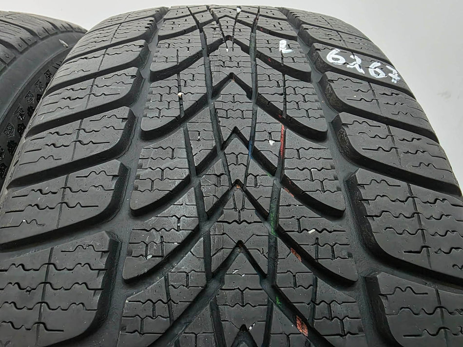 2бр зимни гуми 205/45/17 DUNLOP L06267