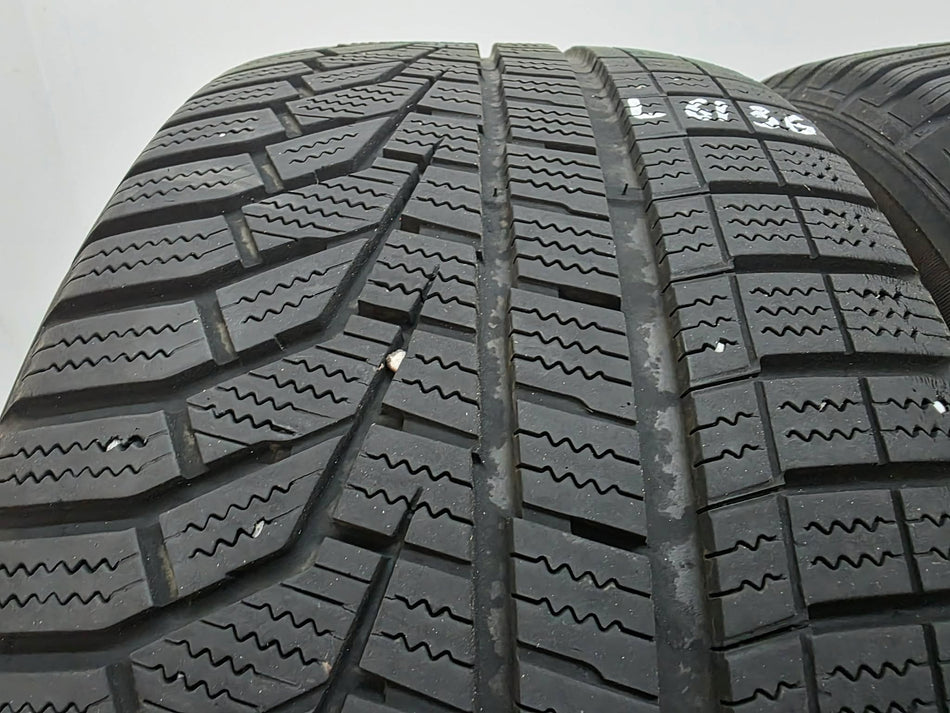 2бр зимни гуми 225/50/17 HANKOOK L06136